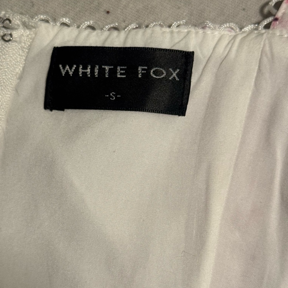 White Fox Floral Pink Women's Top Size Small - Picture 4 of 4